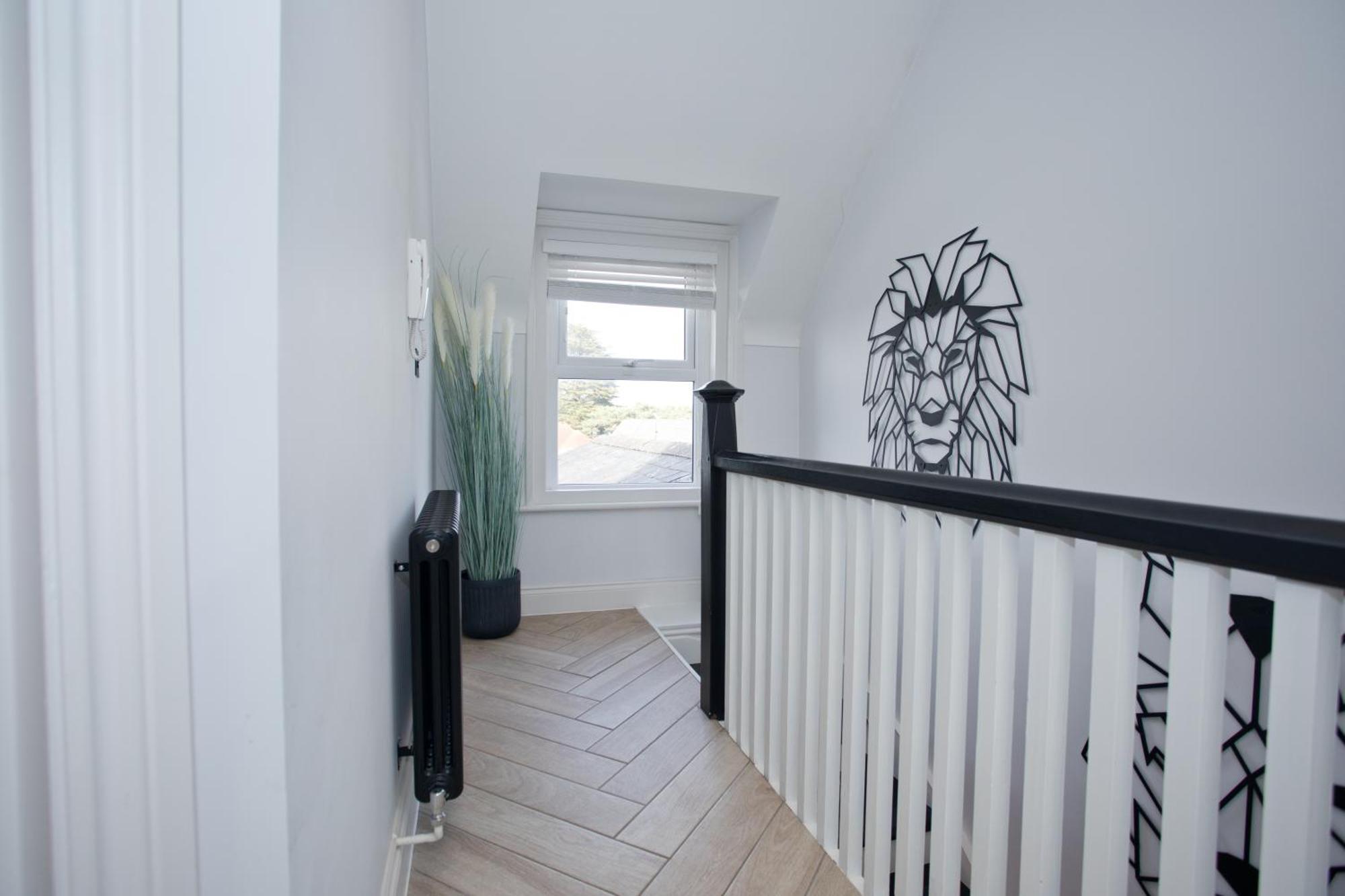 Ultra Stylish Apt Set In An Affluent Location Poole Ngoại thất bức ảnh