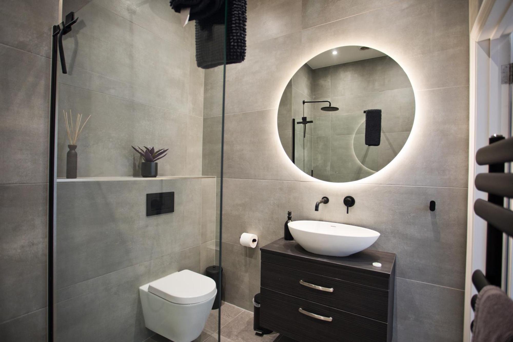 Ultra Stylish Apt Set In An Affluent Location Poole Ngoại thất bức ảnh