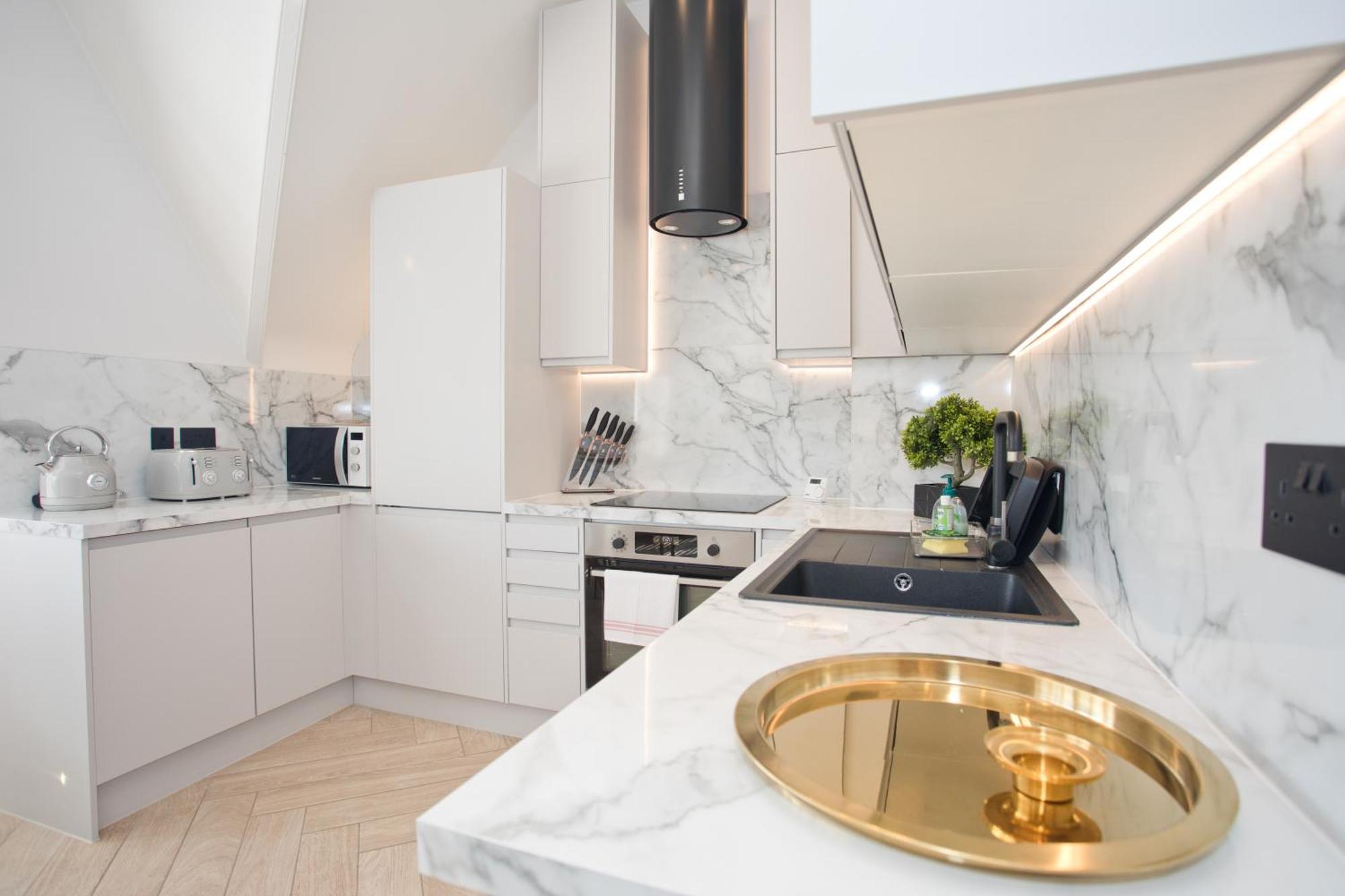 Ultra Stylish Apt Set In An Affluent Location Poole Ngoại thất bức ảnh