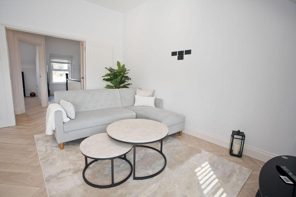Ultra Stylish Apt Set In An Affluent Location Poole Ngoại thất bức ảnh